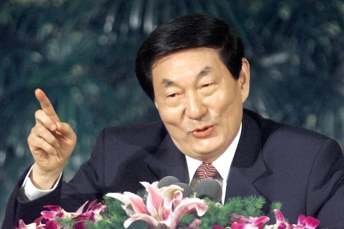Singapore's PM Wong Pays Tribute to Former Chinese Premier Zhu Rongji