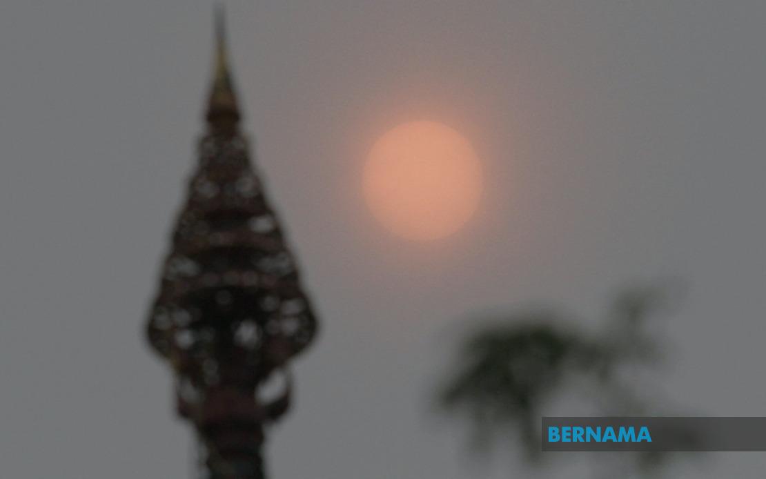 Selangor Steps Up Haze Fight as Air Quality Plummets Across State