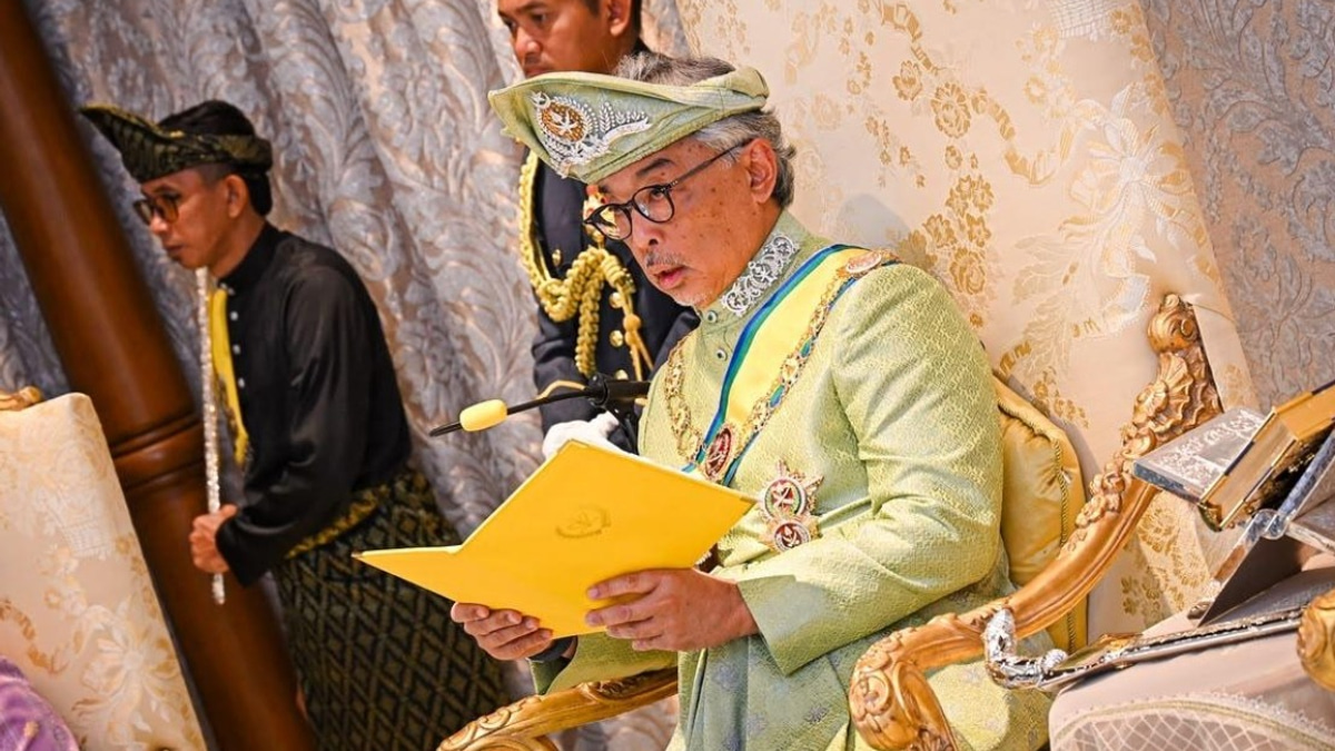 Sultan of Pahang Calls for Crackdown on Illegal Street Racing and Undocumented Migrant Settlements