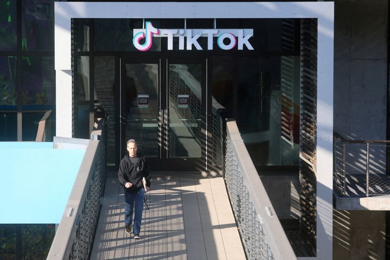 Florida sues TikTok for violating child safety law
