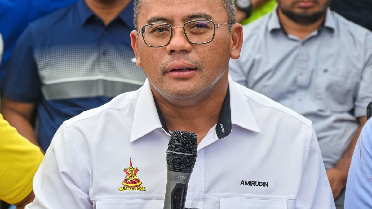 Selangor Assembly Speaker Has Authority to Rule on Assemblyman Status, Says Mentri Besar