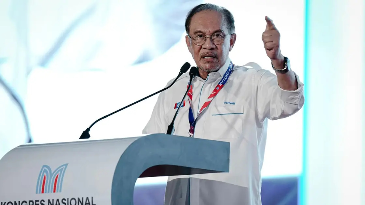 Anwar Announces Extra RM1 Million for Every Parliamentary Constituency