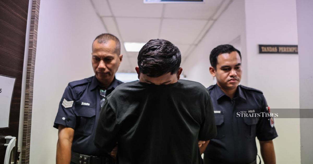 Hardware Store Worker Denies Assault Charges Against Teenage Sister in Kuala Terengganu