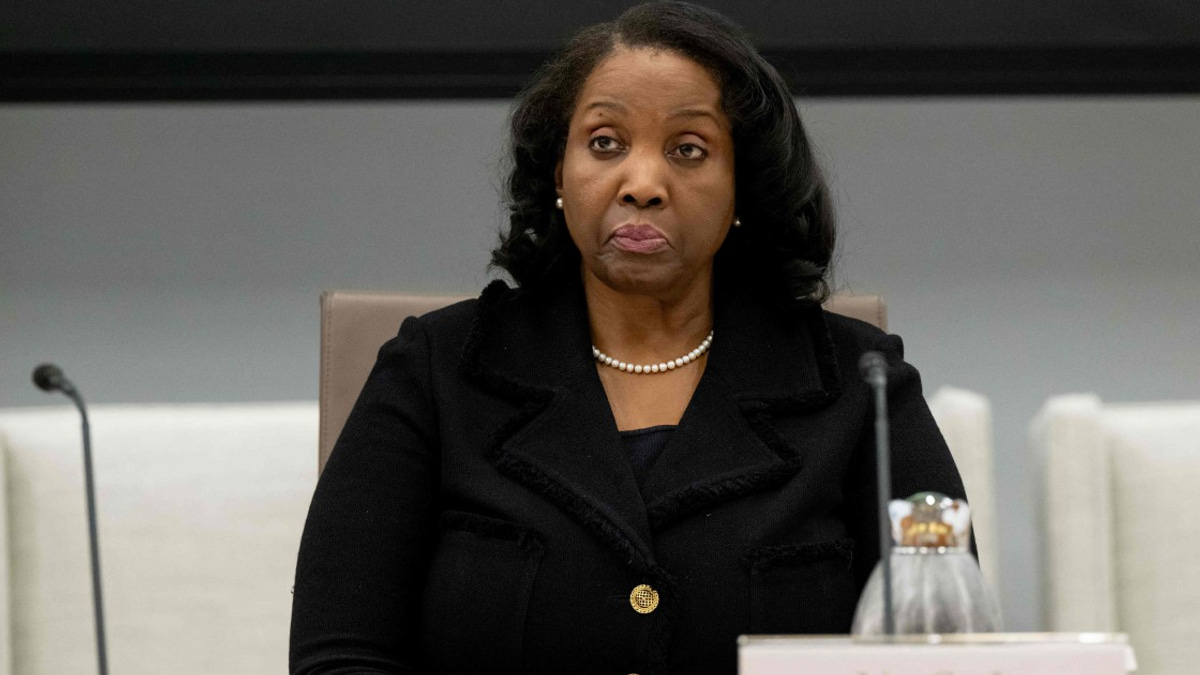 Trump Pursues Fresh Bid to Oust Federal Reserve Governor Lisa Cook on Fraud Allegations