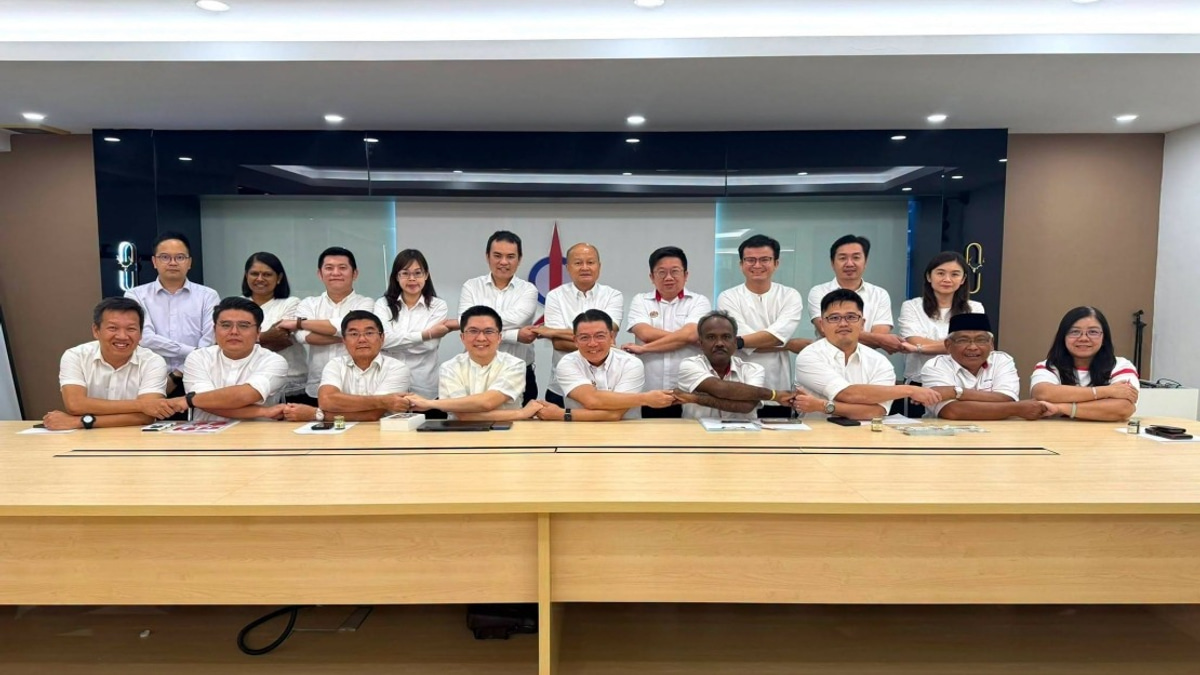 Perak DAP Commits To Unity Government, Rejects Early Exit
