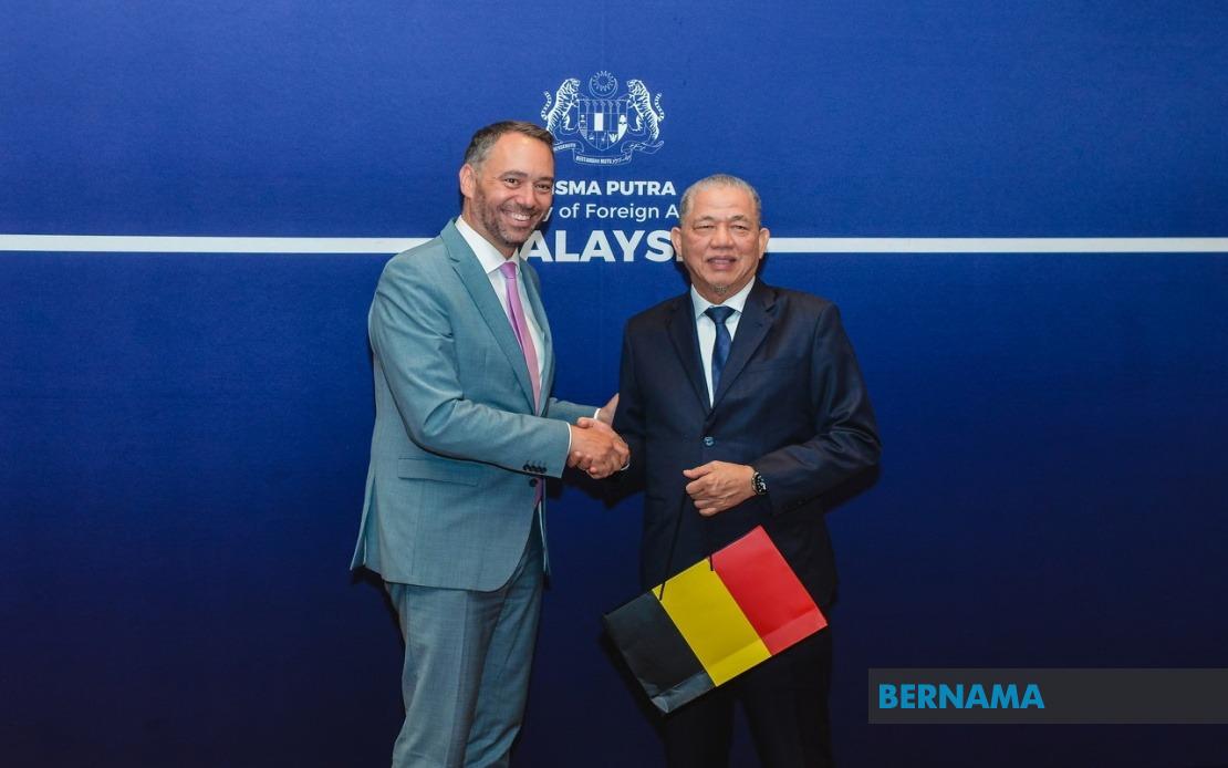 Malaysia Pledges Unobstructed South China Sea Passage to Belgium Amid Regional Security Concerns