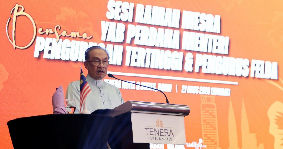 Anwar Confirms Felda Task Force Has Started Investigations Into Authority's Challenges