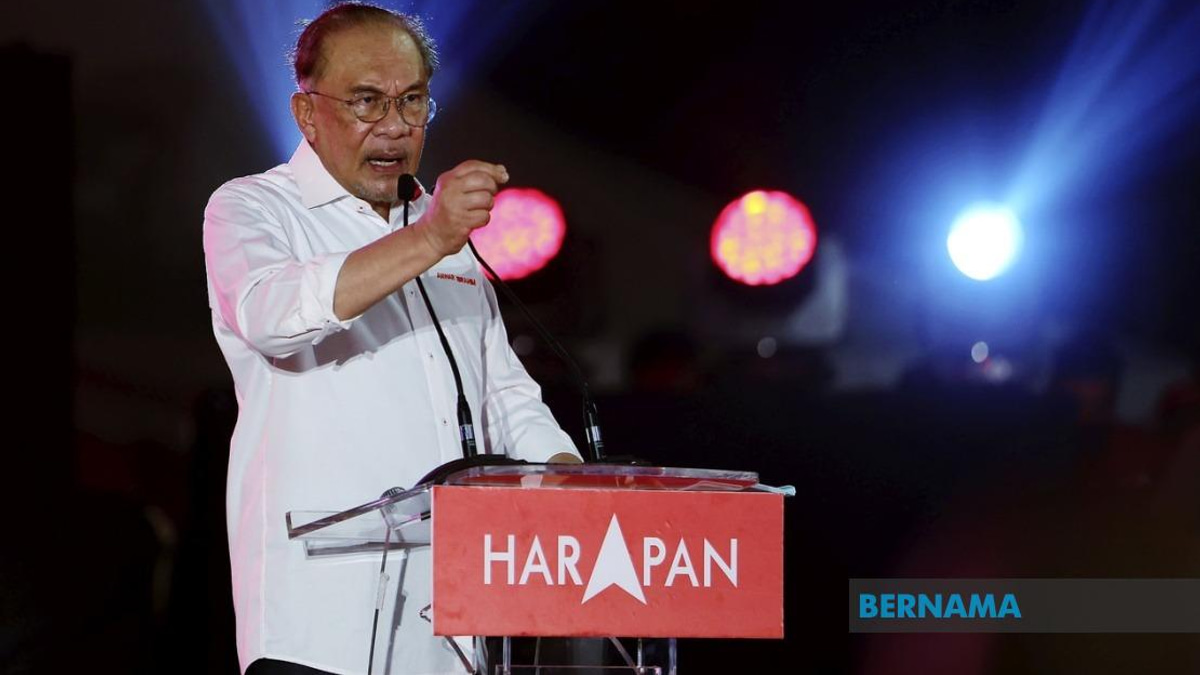 PM Anwar Urges Responsibility in Negeri Sembilan Campaign, Warns Against Constitutional Rhetoric