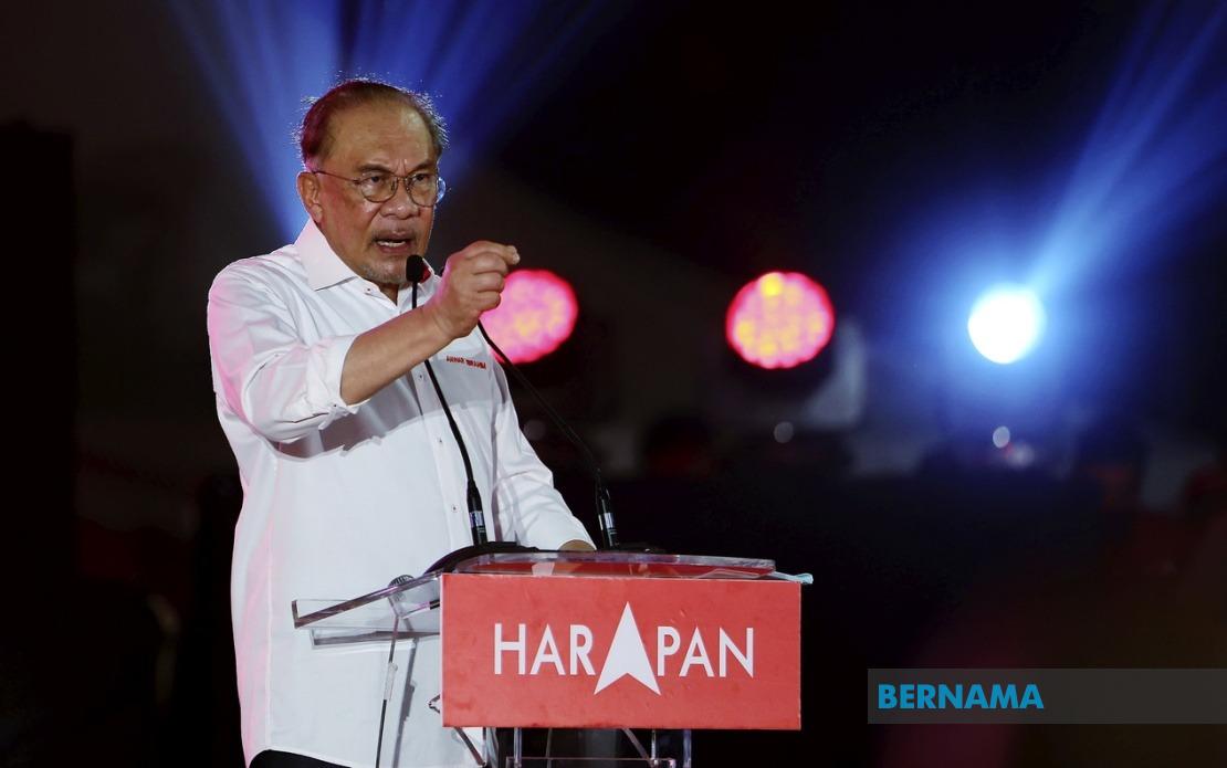 PM Anwar Urges Responsibility in Negeri Sembilan Campaign, Warns Against Constitutional Rhetoric