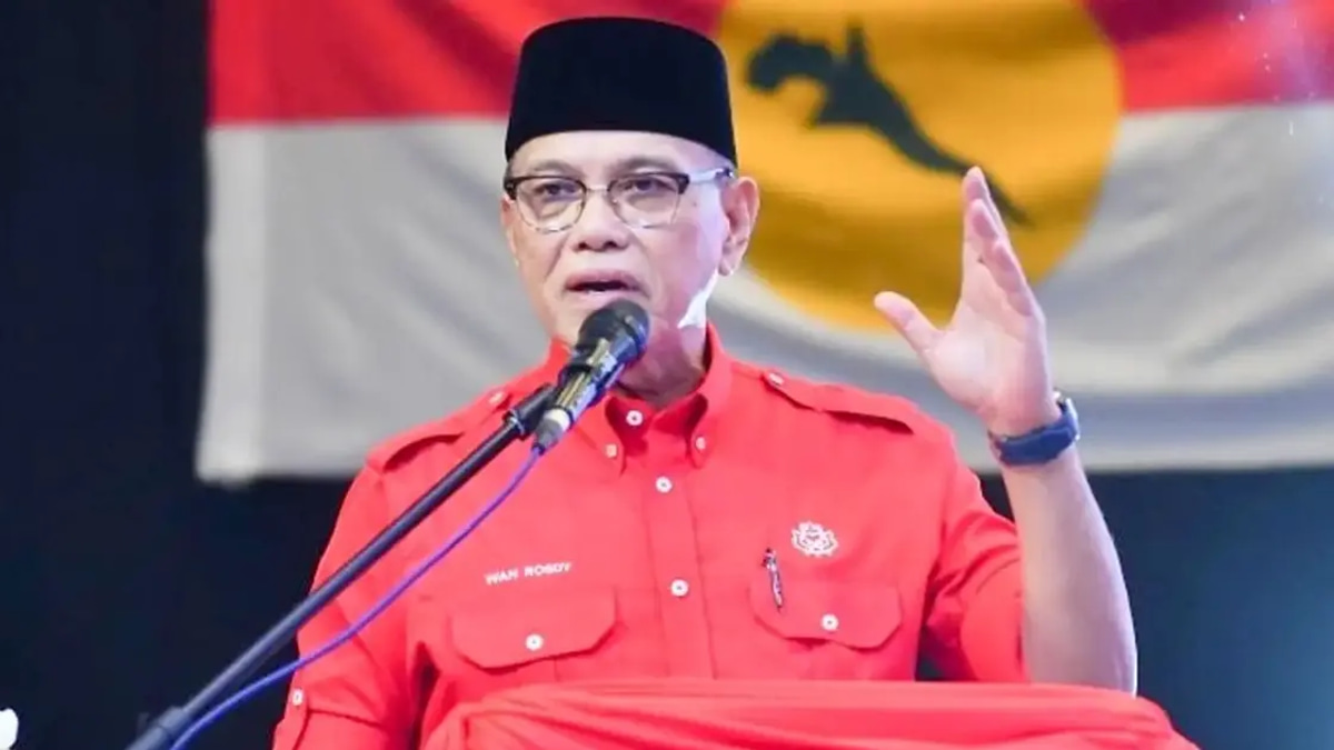 BN and PN Show No Signs of Alliance Talks Ahead of GE16, Says Umno Vice-President