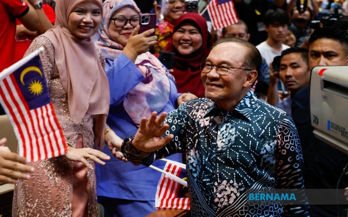 Independence Spirit Must Live In Every Malaysian's Heart, Says Anwar