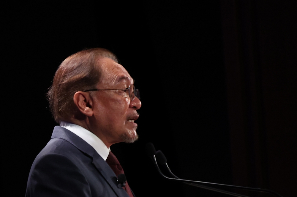 PM Anwar Ibrahim sues PAS deputy president Tuan Ibrahim over defamatory remarks
