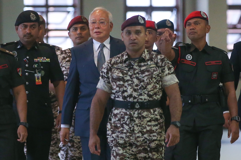 Najib Returned US$620m After GE13 Because He Was Uncomfortable Holding It, Court Hears