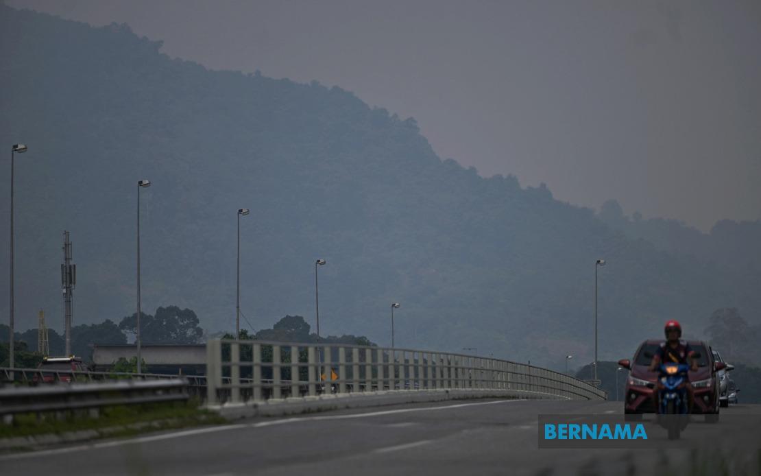 Ten Sarawak Localities Hit by Unhealthy Air as Serian Records Critical Pollution Levels