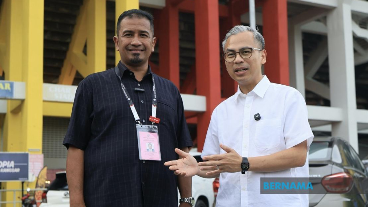 Fahmi Urges Mature Campaign Standards After Negeri Sembilan Billboards Targeted