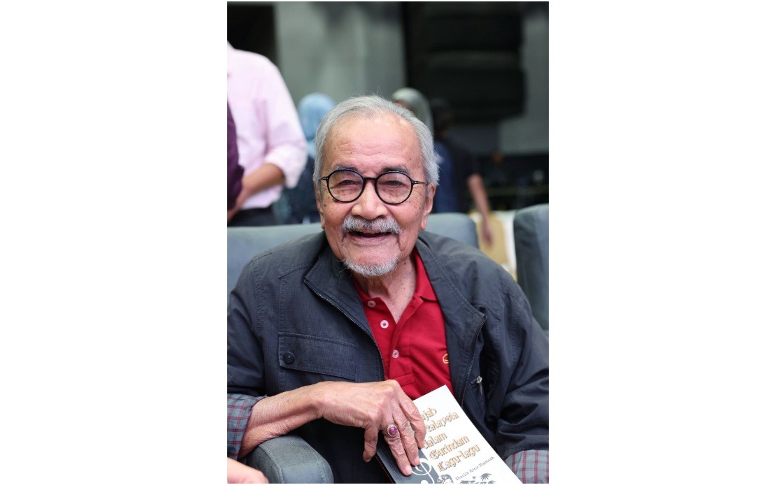 PM Anwar Celebrates Rahim Razali's 87th Birthday, Hails Contributions to Malaysian Arts