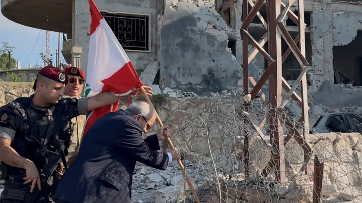Lebanon pursues 'complete Israeli withdrawal' as ceasefire takes shape