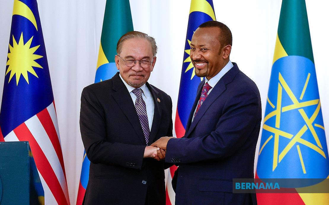 Anwar Congratulates Ethiopia's Abiy Ahmed on Election Victory, Signals Deeper Ties