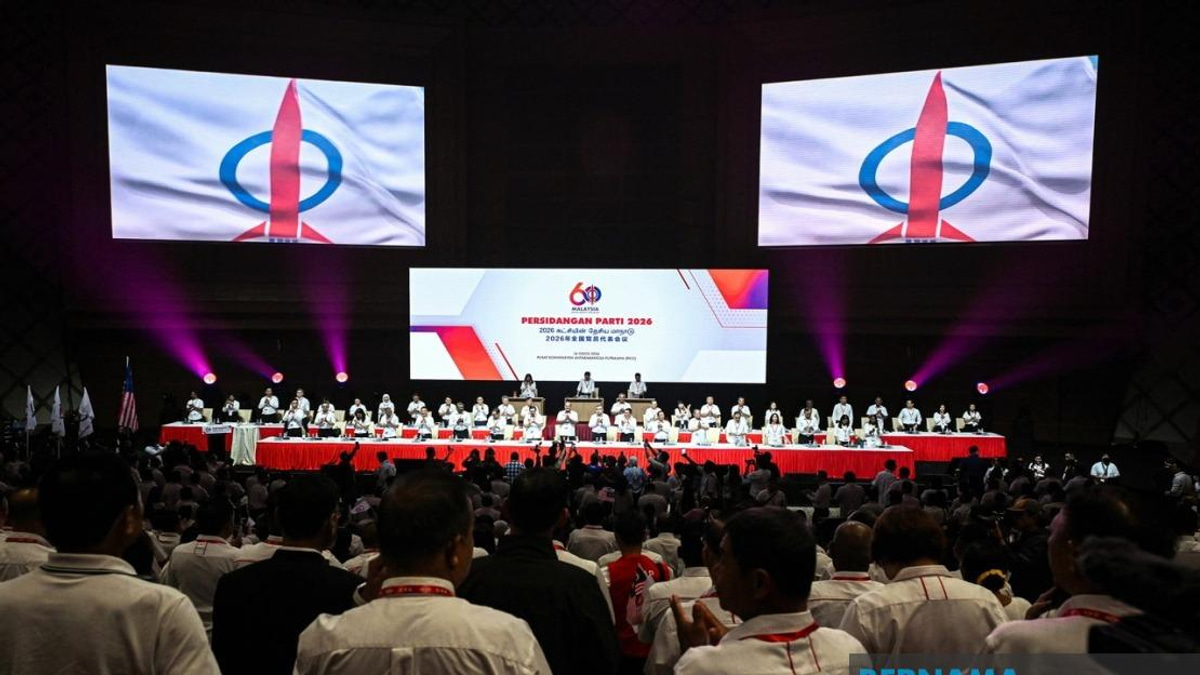 DAP Delegates Back Coalition Despite Electoral Setbacks