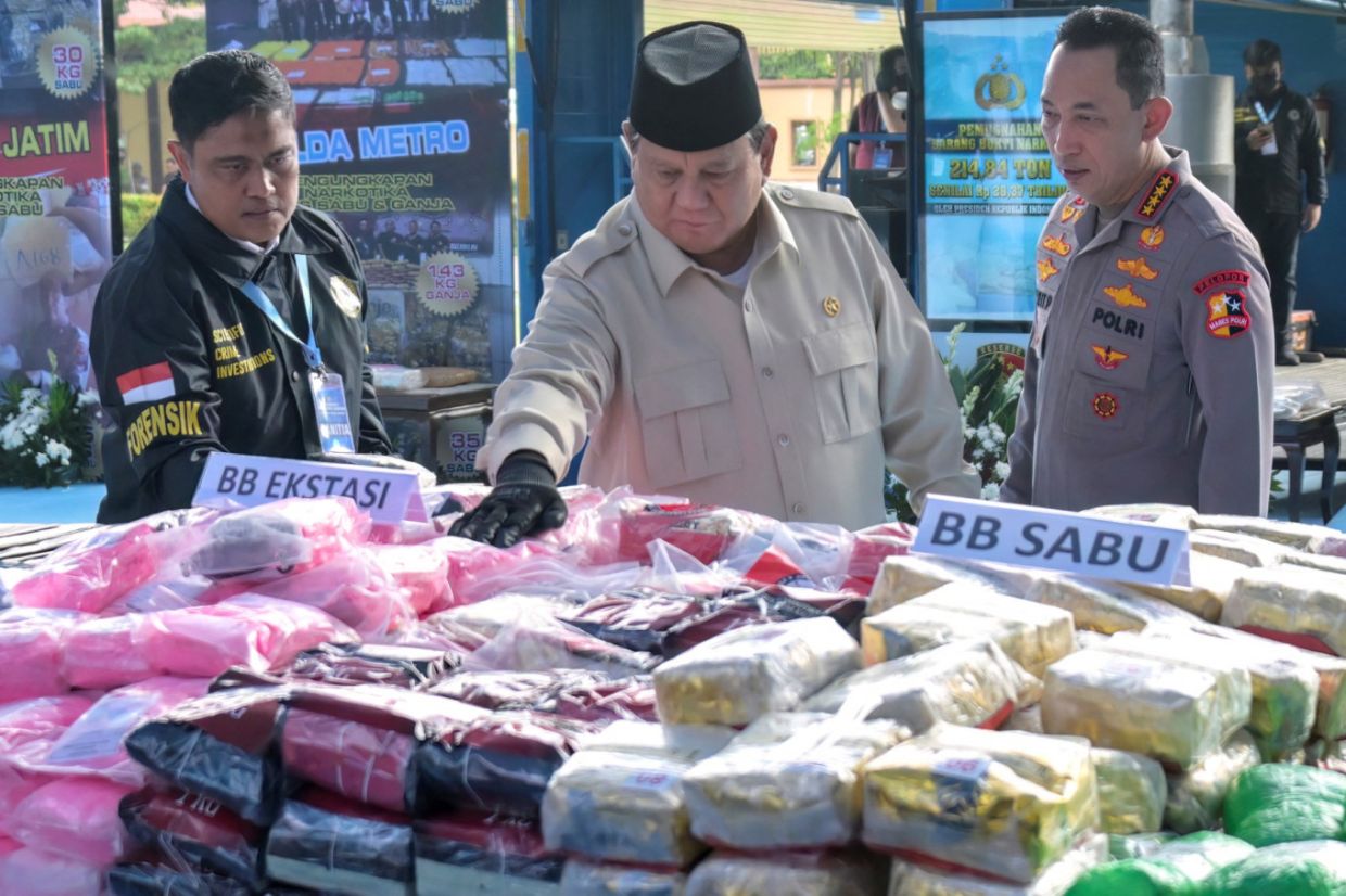 Indonesia Intercepts 2.6 Tonnes of Liquid Meth in Major Maritime Drug Seizure