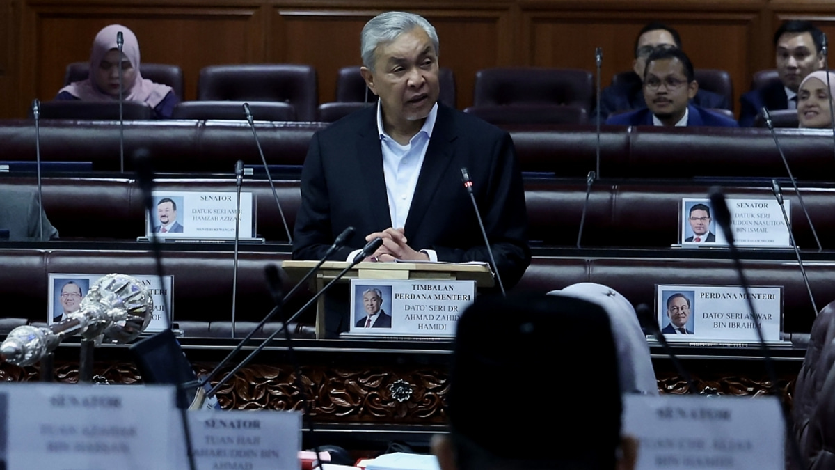 Zahid Warns Malaysia Faces Rising Fraud Crisis as Government Pushes Cyber Crime Bill 2026