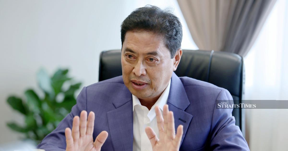 Former MACC Chief Azam Baki Denies Connection to RM178 Million Contract Linked to Brother's Company