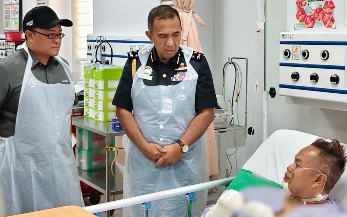Minister Armizan Offers Prayers and Support for Injured KPDN Officers