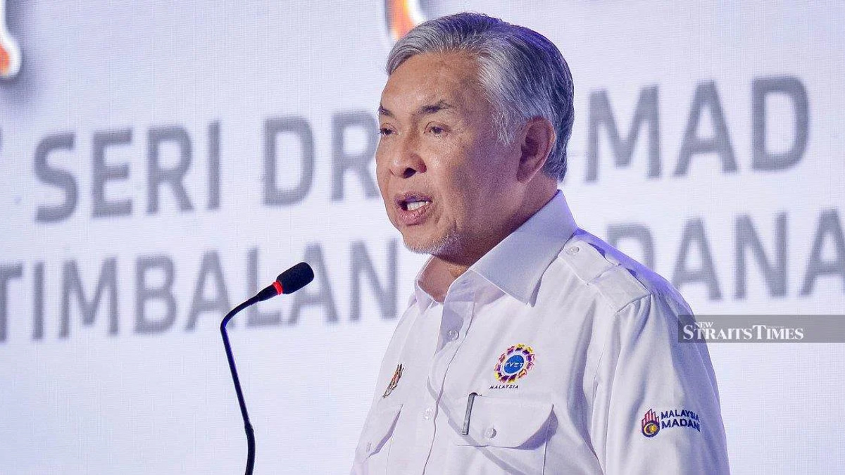 Zahid to Lead Cabinet Committee on Foreign Worker Challenges