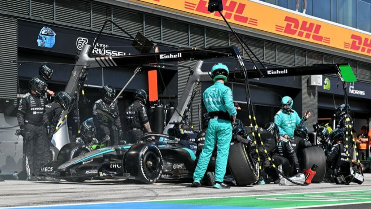 Hungarian GP heartbreak compounds Russell's torrid season as Mercedes grapples with reliability crisis