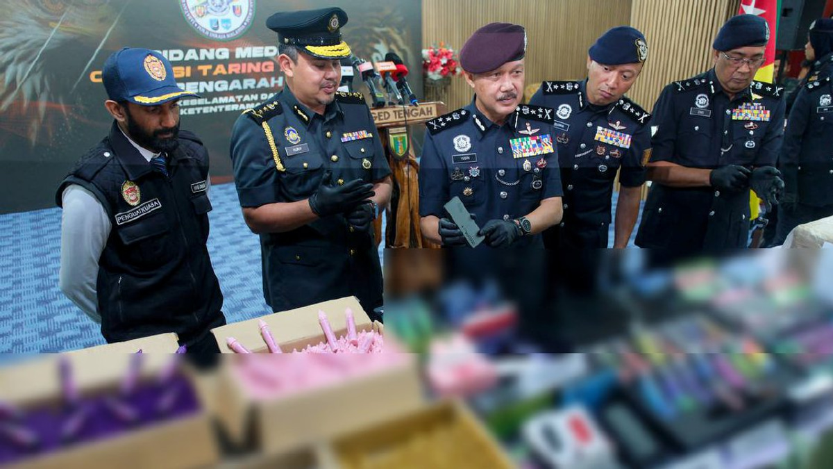Police Bust Smuggling Operations, Seizing RM15.5 Million in Illegal Vapes and Cigarettes Across Selangor