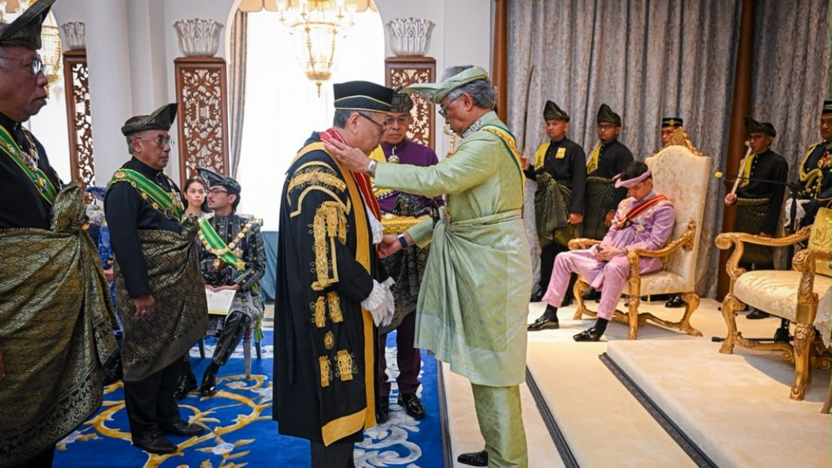 Chief Justice Tun Wan Ahmad Farid Heads 52 Pahang Honours Recipients