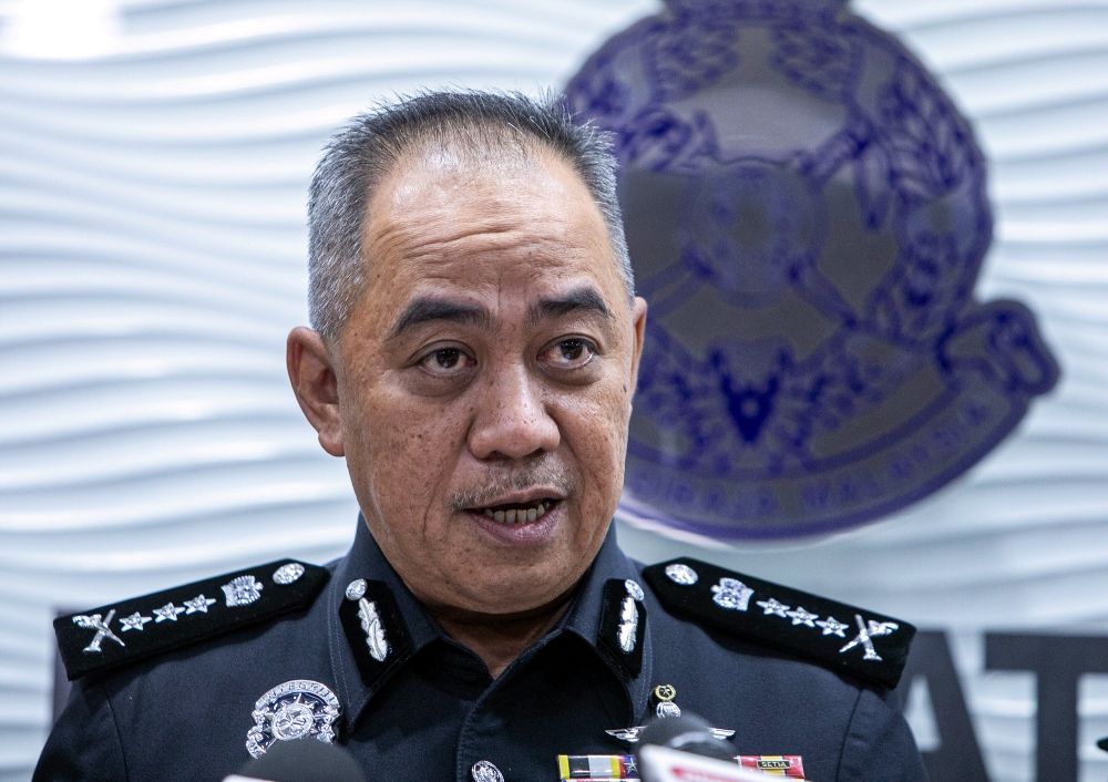 Perak Student Defrauded of RM29,000 by Criminals Impersonating Police Officers