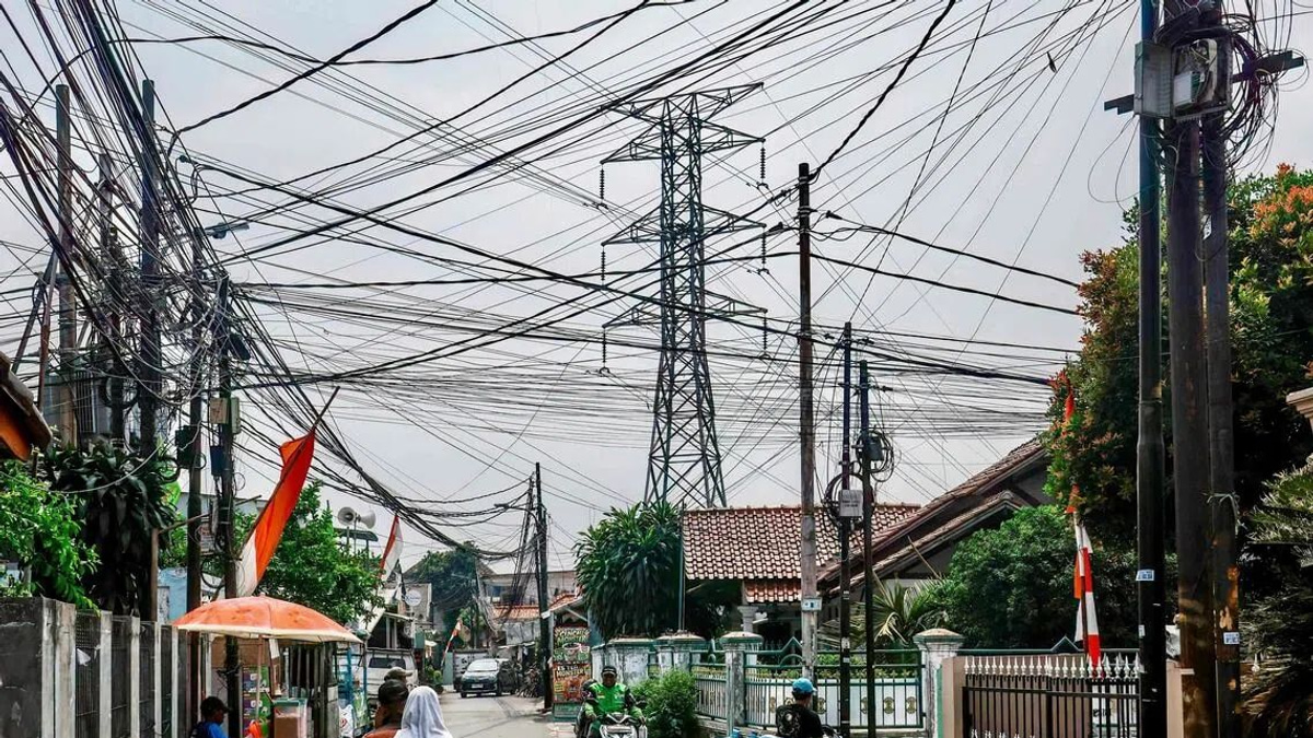 Prabowo pledges sweeping overhaul of Indonesia's bloated state enterprise sector