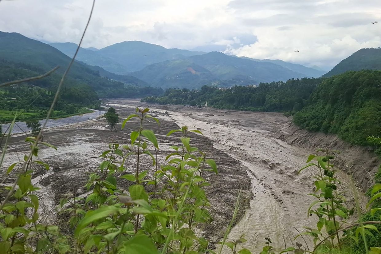 Nepal Avalanche Triggers Flash Floods, Killing 22 and Leaving Hundreds Missing