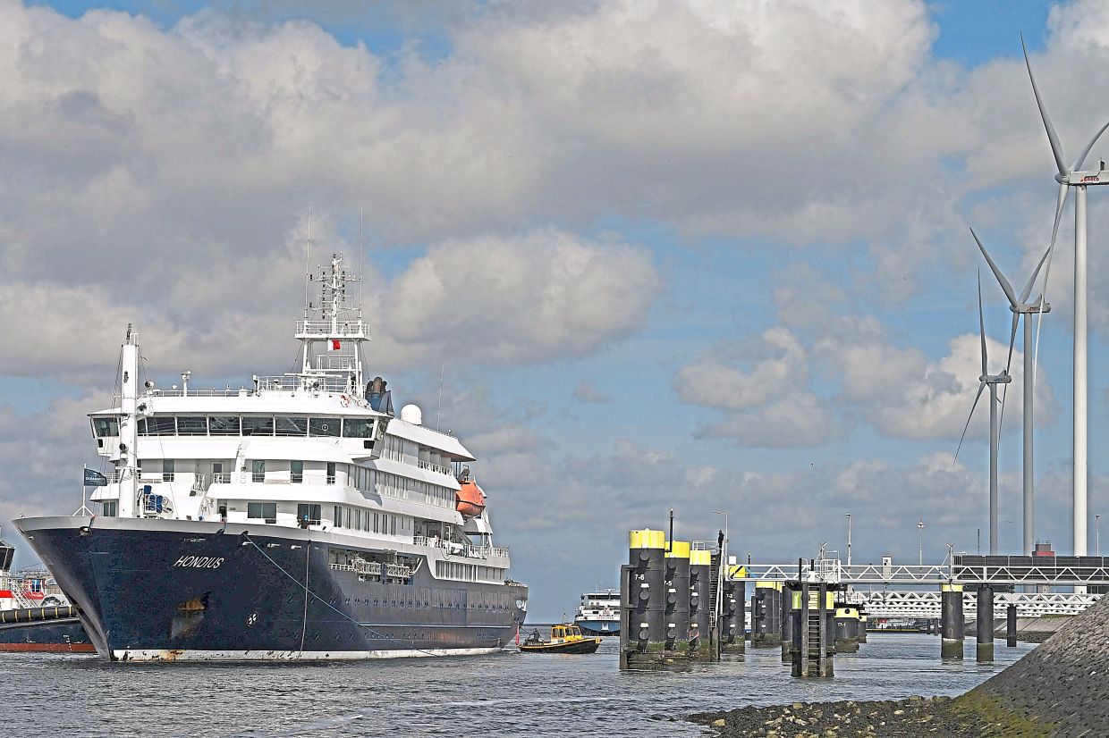 WHO Declares End to Cruise Ship Hantavirus Outbreak After Final Quarantine Clearance