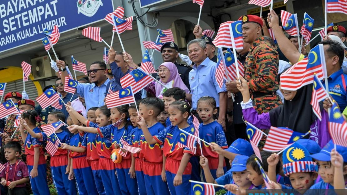 Independence Demands Shared Responsibility for National Cohesion, Says Dr Wan Azizah