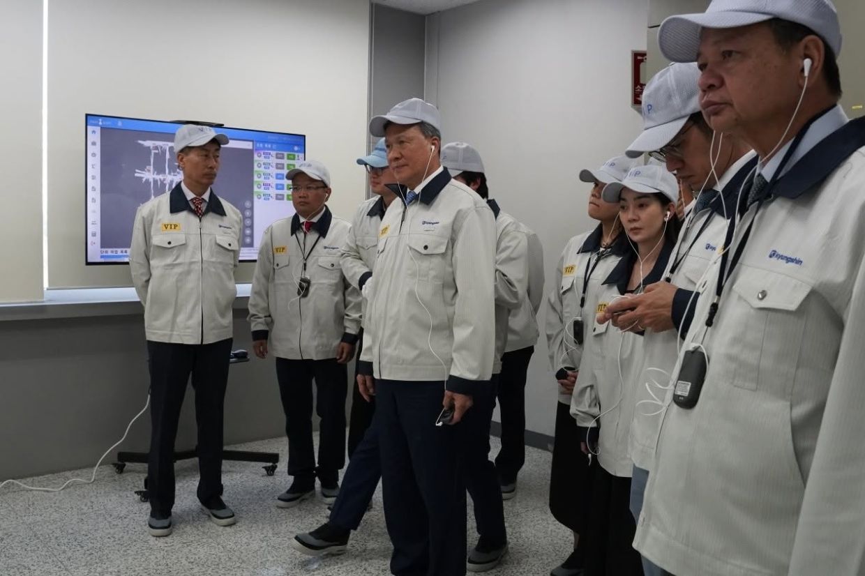 Cambodia Pivots Toward High-Tech Manufacturing, Courts South Korean Investment in EVs and Healthcare