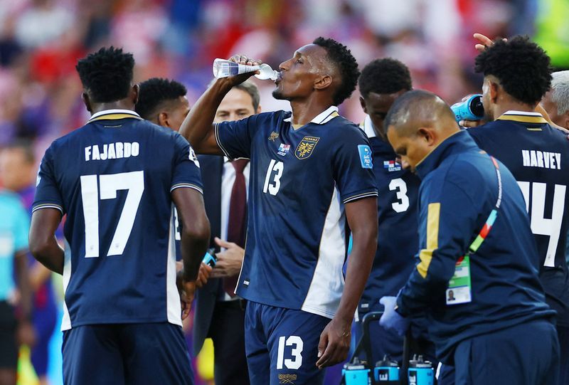 Infantino Defends World Cup Hydration Breaks as Purely Sporting Decision