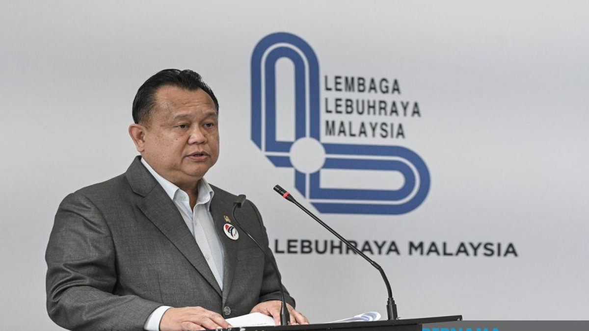 Government Invests RM25.2 Million in Solar LED Lighting for 32 Dangerous Highway Stretches