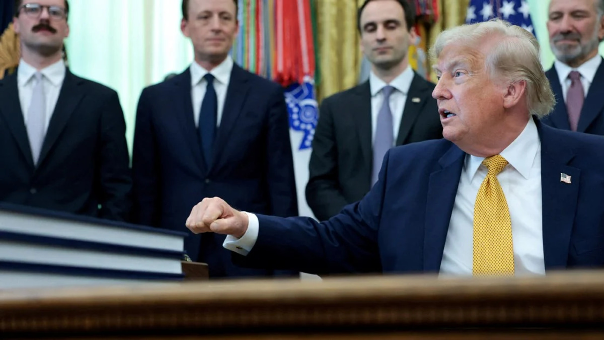 Two More Detained Over Alleged Plot to Disrupt Trump White House UFC Event