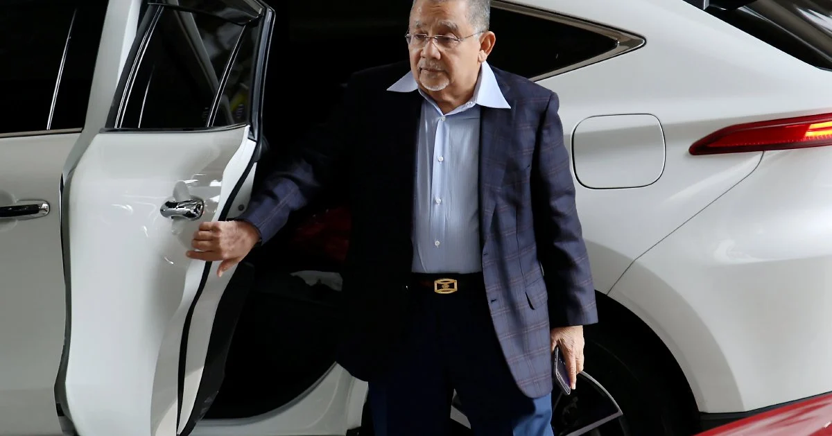 Federal Court Upholds Conviction: Isa Samad to Serve Corruption Sentence