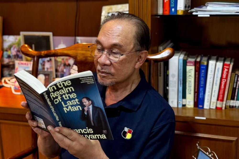 Prime Minister Anwar Ibrahim Discharged After Hernia Surgery
