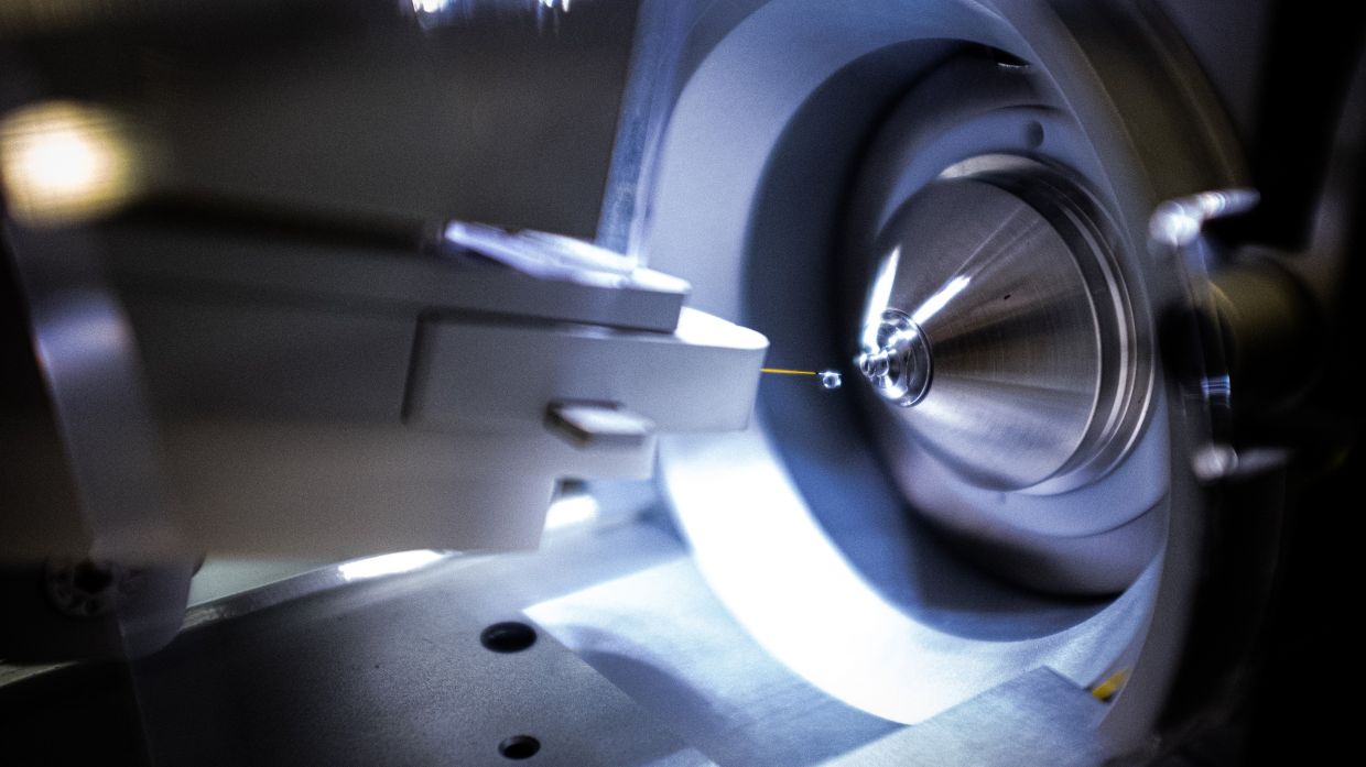 China's Precision Equipment Gap Threatens AI Science Ambitions as US Tightens Export Controls