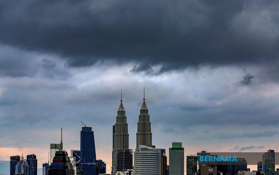 Thunderstorms and Heavy Rain Expected Across KL, Putrajaya and Eight States Until 3pm