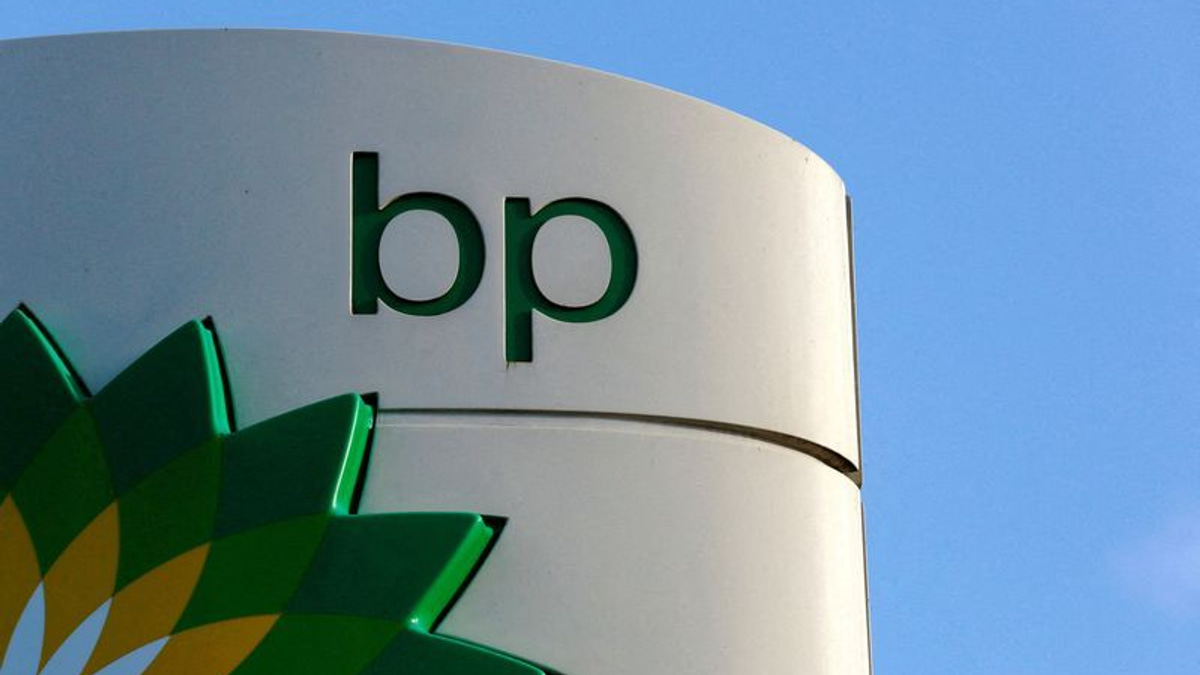 Major US Fuel Retailers Face Class Action Over Alleged AI-Driven Price Fixing in California