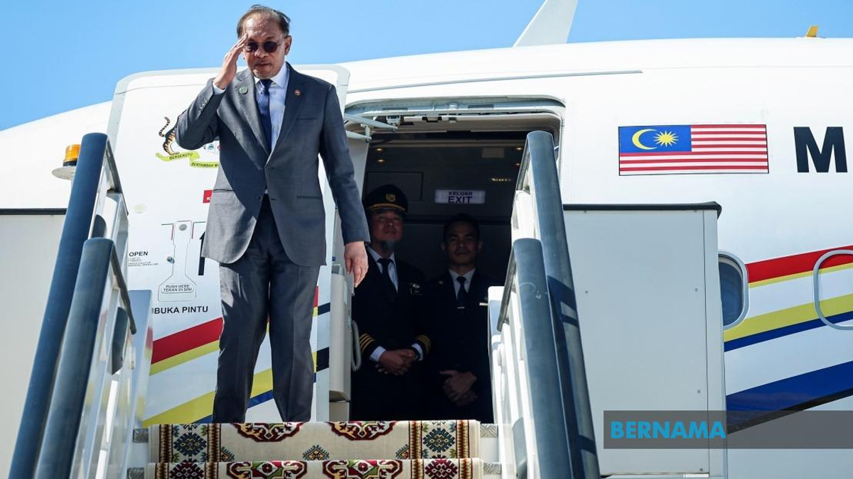 Anwar Returns to Penang for High-Profile Events After Turkmenistan Diplomatic Visit