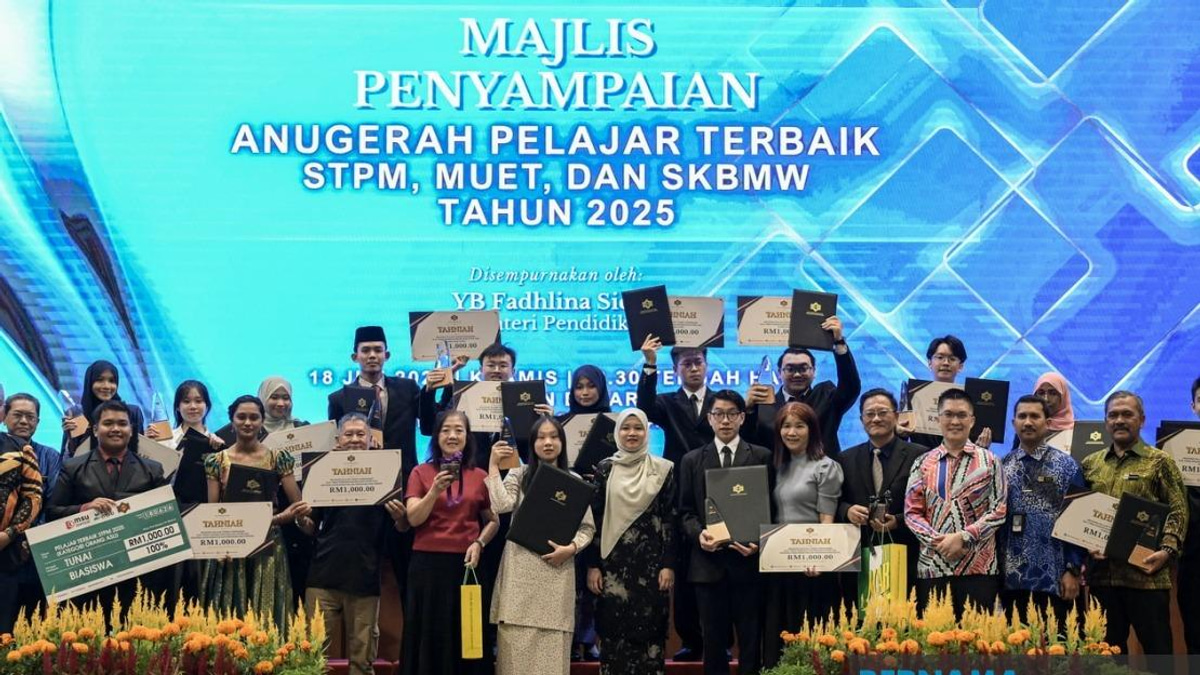 18 Top STPM Students to Receive Public University Scholarships Under New Government Initiative