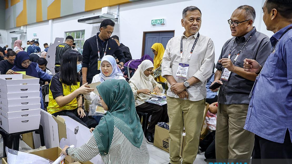 Election Commission Conducts Final Checks Ahead of Johor State Poll Tomorrow