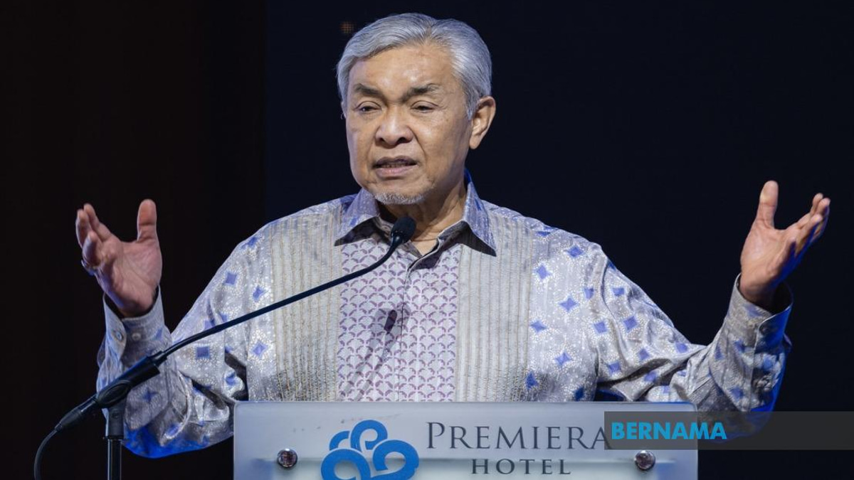Ahmad Zahid: New Rural Roads in Sabah, Sarawak to Be Considered for Budget 2027