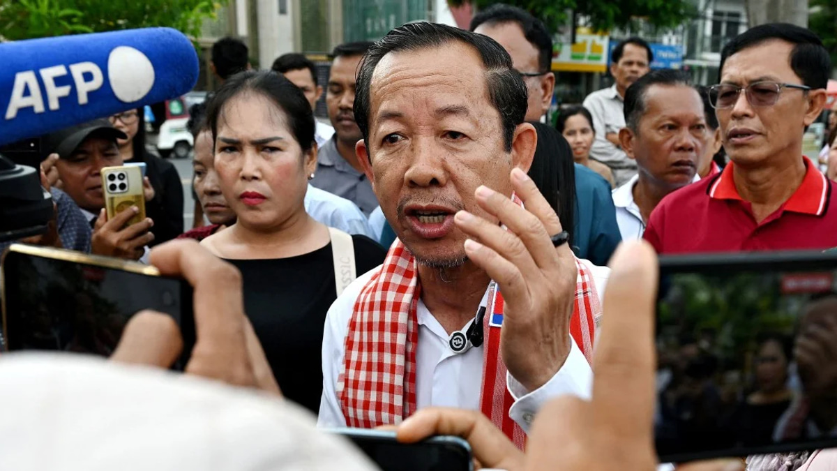 Cambodia's Supreme Court Upholds Election Ban on Opposition Leader Rong Chhun